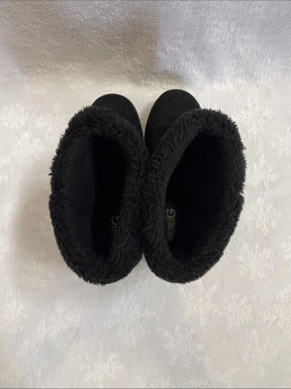 GBG Los Angeles Black Fold-Over Faux Fur Winter Boots
